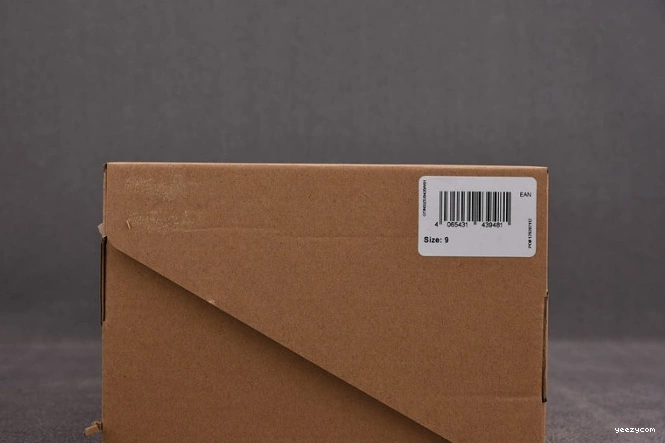 Yeezy HP8739 Adidas RNNR Onyx Foam 0718